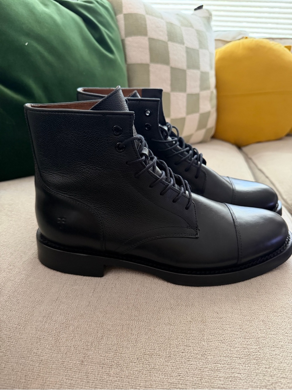 FRYE men’s Dylan work boot cap toe lace up black leather 8.5 FR40743 boots NWOB